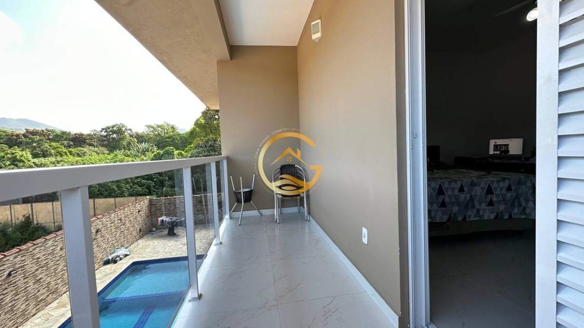 Casa à venda com 6 quartos, 270m² - Foto 16