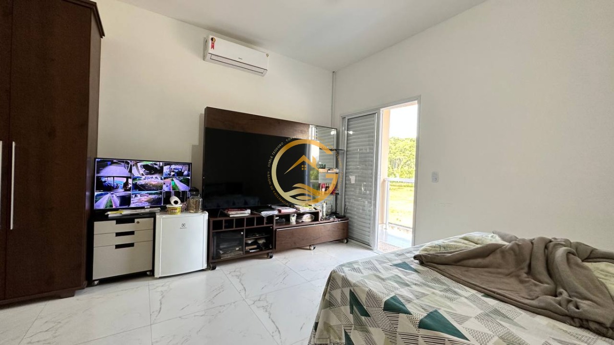 Casa à venda com 6 quartos, 270m² - Foto 18